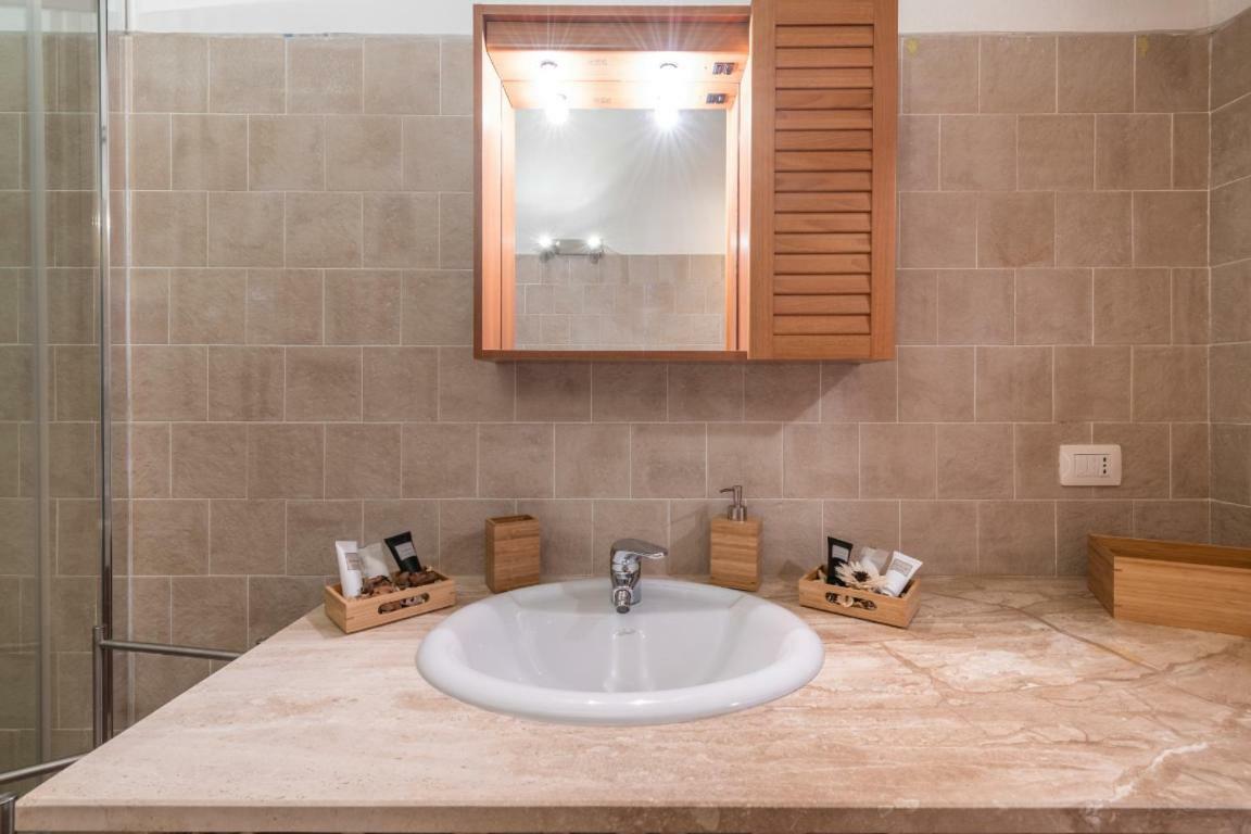 Remy Apartment Cagliari Ngoại thất bức ảnh